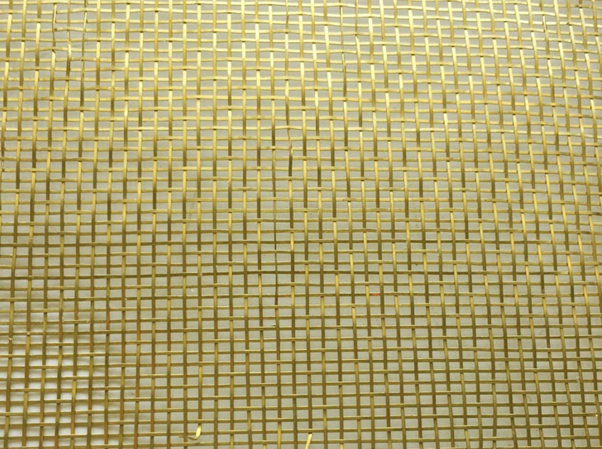 Metal woven wall covering is a unique and fashionable decorative material