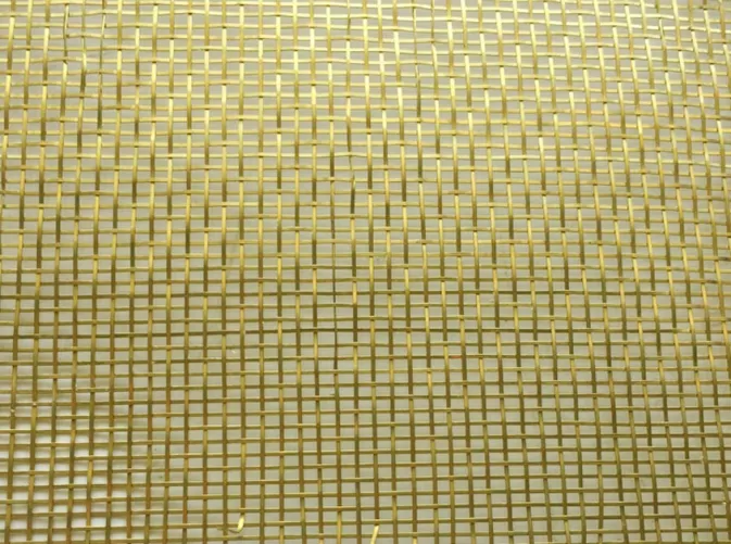 Metal woven wall covering is a unique and fashionable decorative material